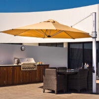 Eclipse 3.0 Cantilever Umbrella
